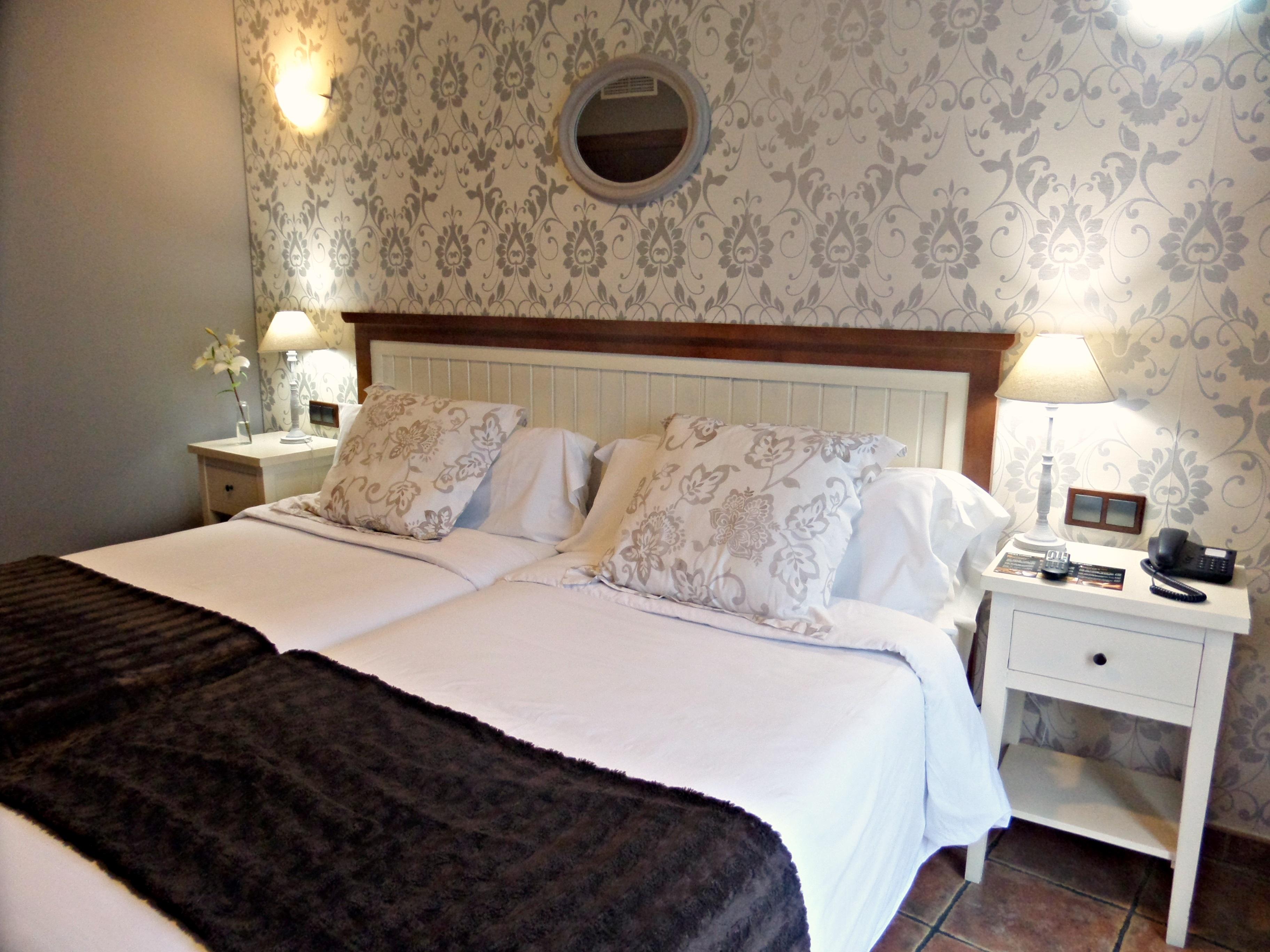 Hotel Medina De Toledo Eksteriør billede