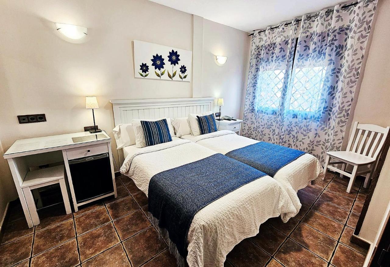 Hotel Medina De Toledo Eksteriør billede