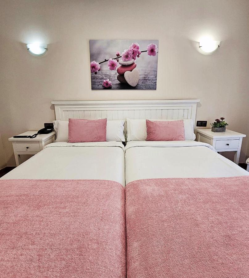 Hotel Medina De Toledo Eksteriør billede