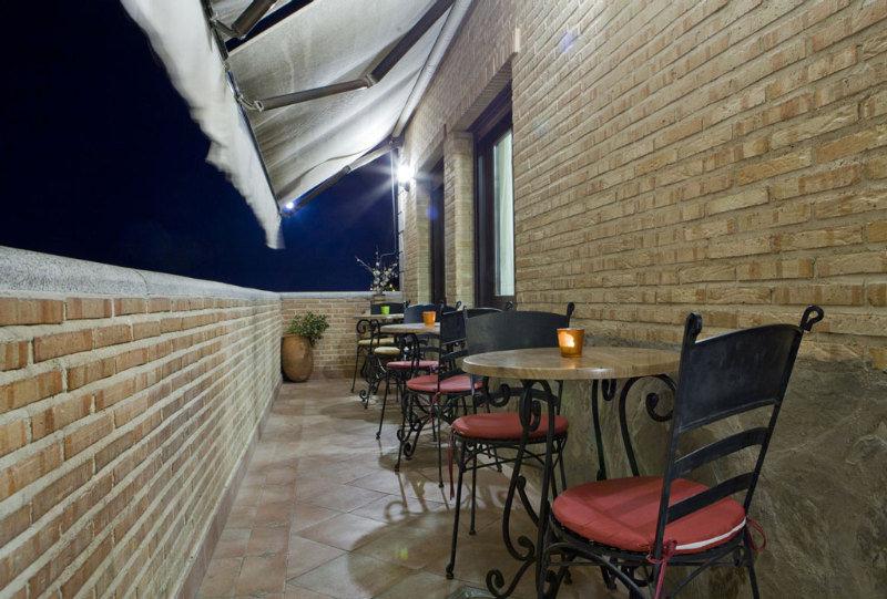 Hotel Medina De Toledo Eksteriør billede
