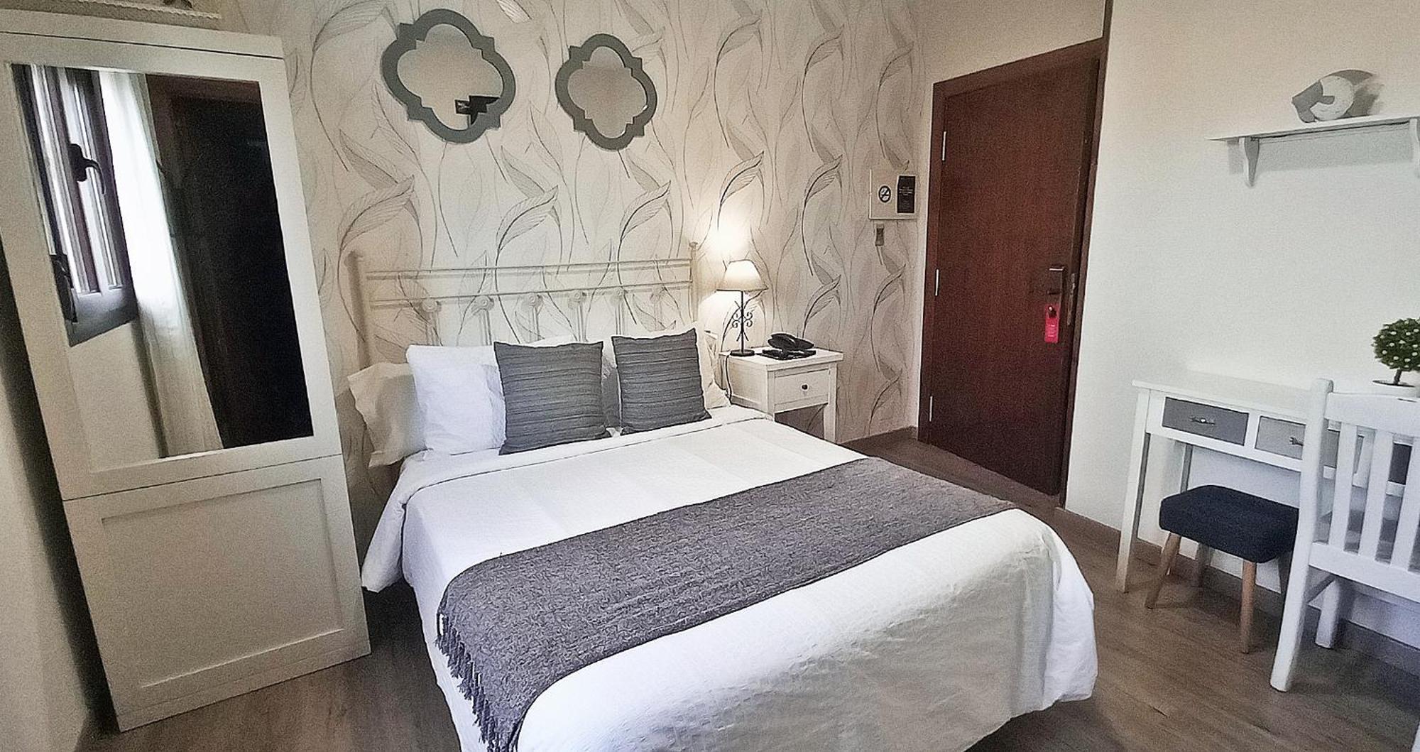 Hotel Medina De Toledo Eksteriør billede